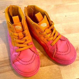 Two-tone pink and orange zip back van high tops